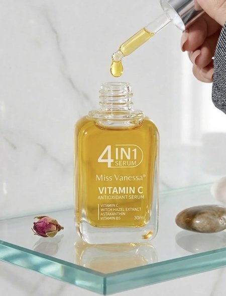 سيروم فيتامين سي 4 في 1 من ماركة Miss Vanessa